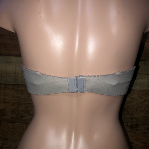 Victoria's Secret Body by Victoria lined strapless bra - Picture 2 of 6